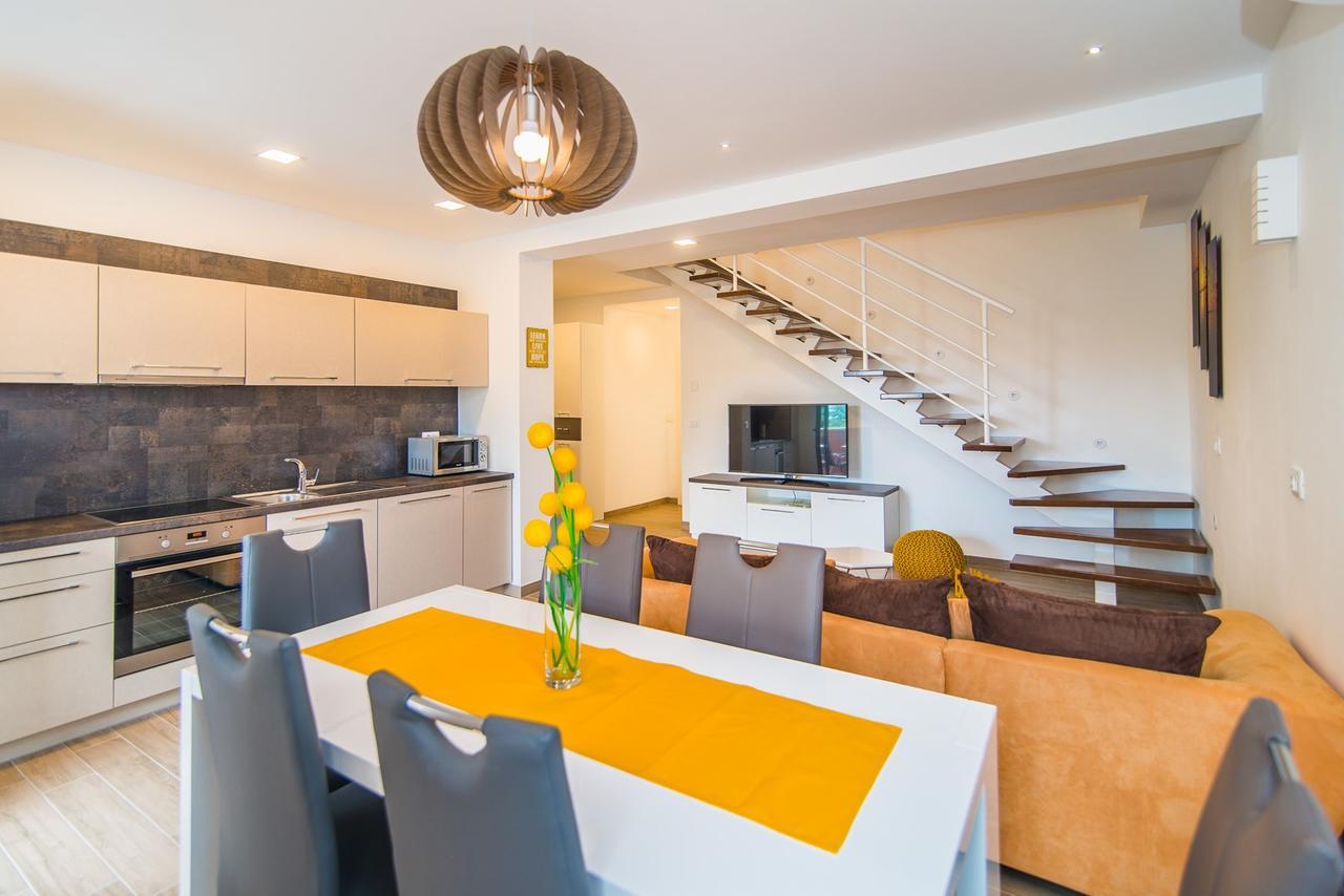 Milohanic Luxury Porec Apartments Ngoại thất bức ảnh